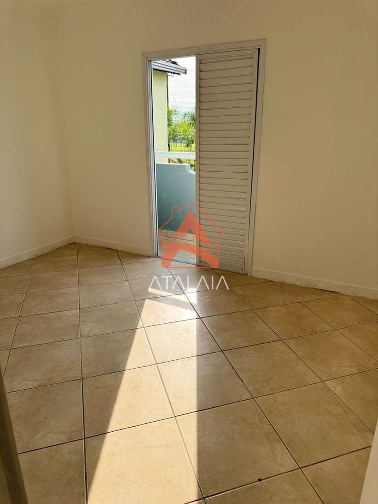 Casa em Mongaguá, no bairro Jardim Praia Grande