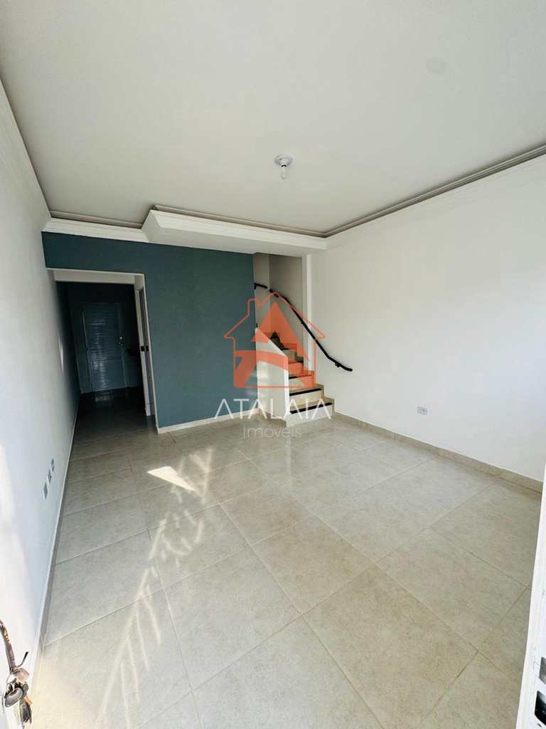 Casa em Mongaguá, no bairro Jardim Praia Grande