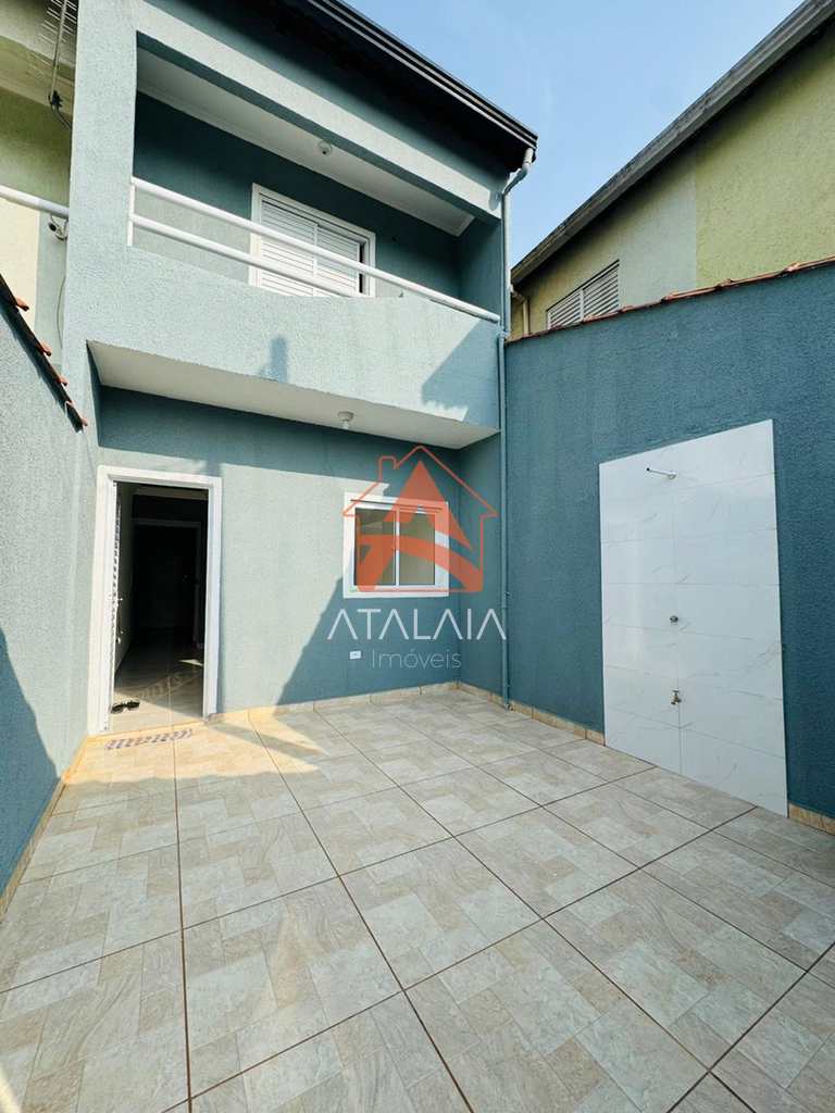 Casa em Mongaguá, no bairro Jardim Praia Grande