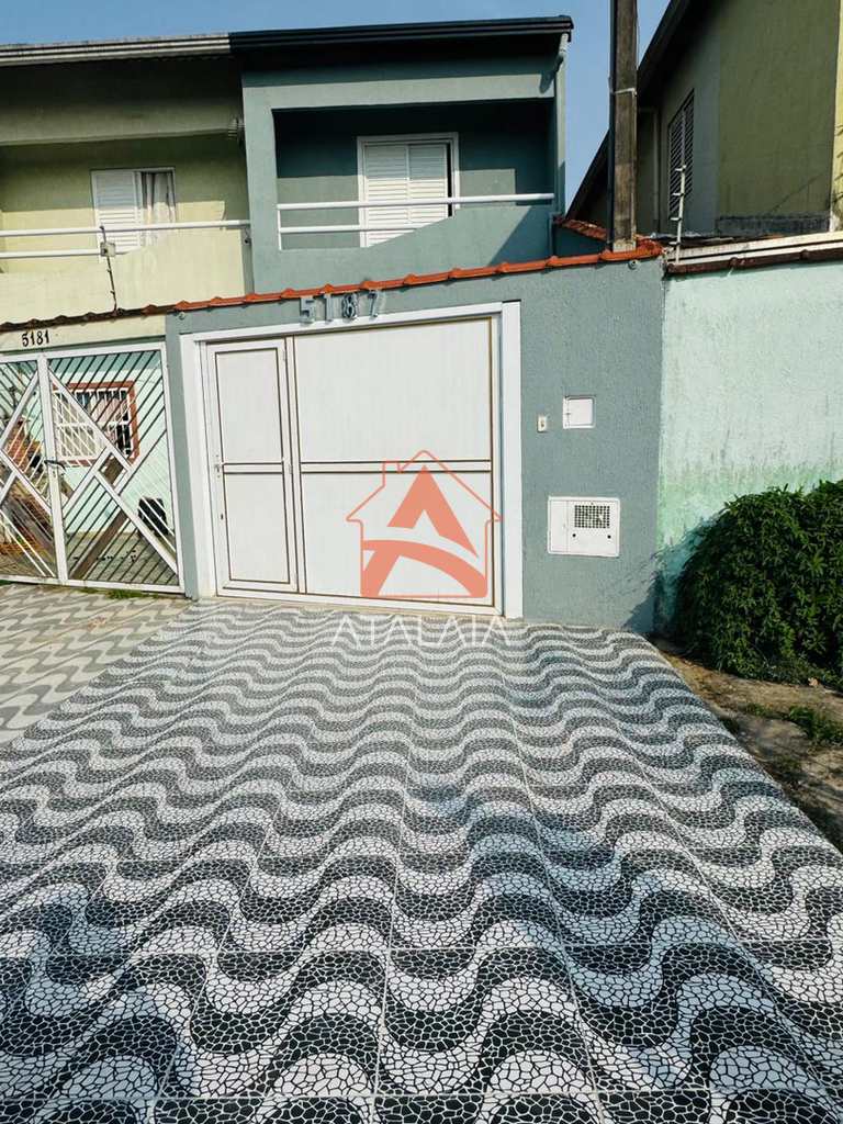 Casa em Mongaguá, no bairro Jardim Praia Grande