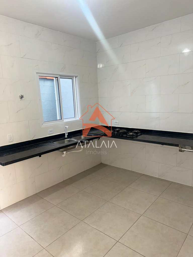 Casa em Mongaguá, no bairro Jardim Praia Grande