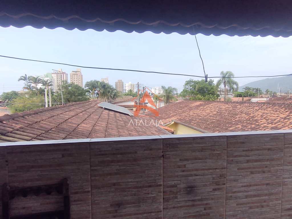 Casa em Praia Grande, no bairro Real