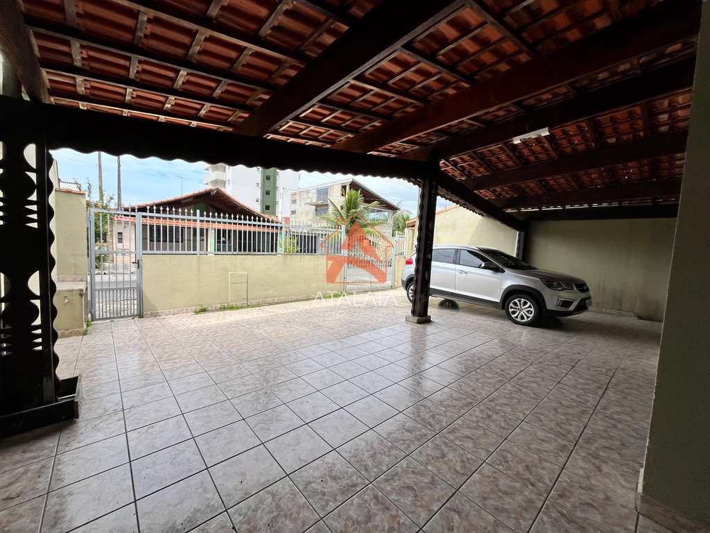 Casa em Praia Grande, no bairro Imperador