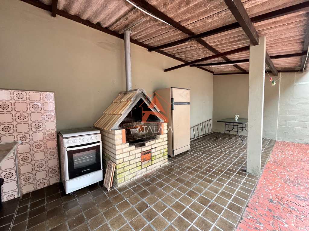 Casa em Praia Grande, no bairro Imperador