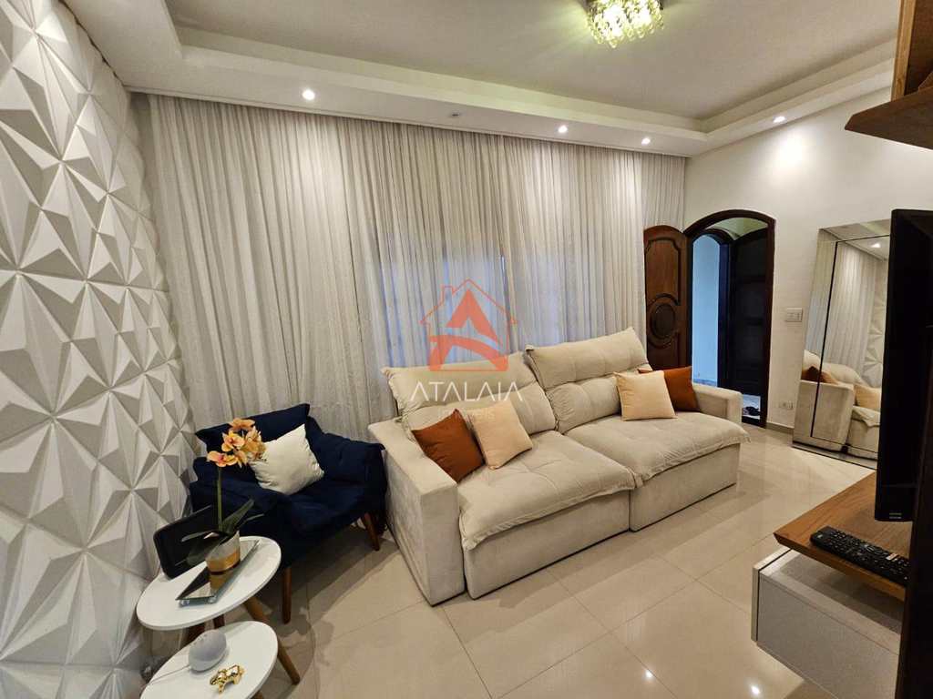 Casa em Praia Grande, no bairro Canto do Forte