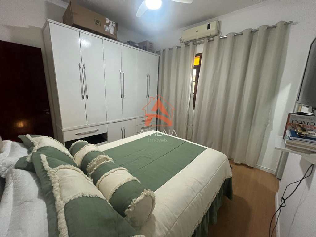 Casa em Praia Grande, no bairro Canto do Forte