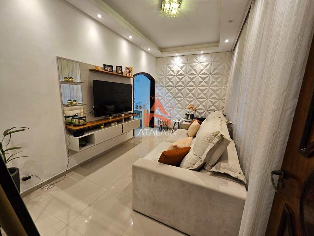 Casa em Praia Grande, no bairro Canto do Forte
