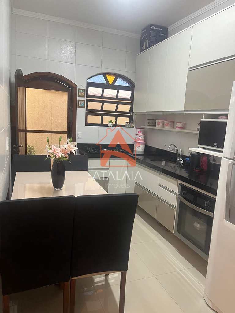 Casa em Praia Grande, no bairro Canto do Forte