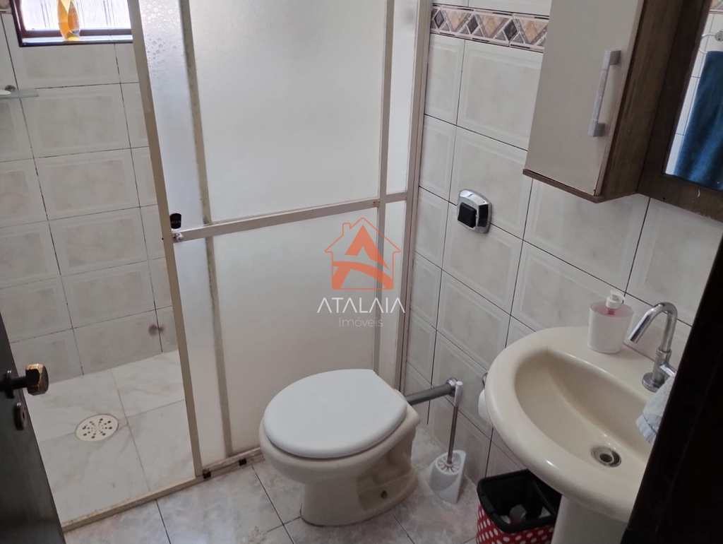 Casa em Praia Grande, no bairro Caiçara