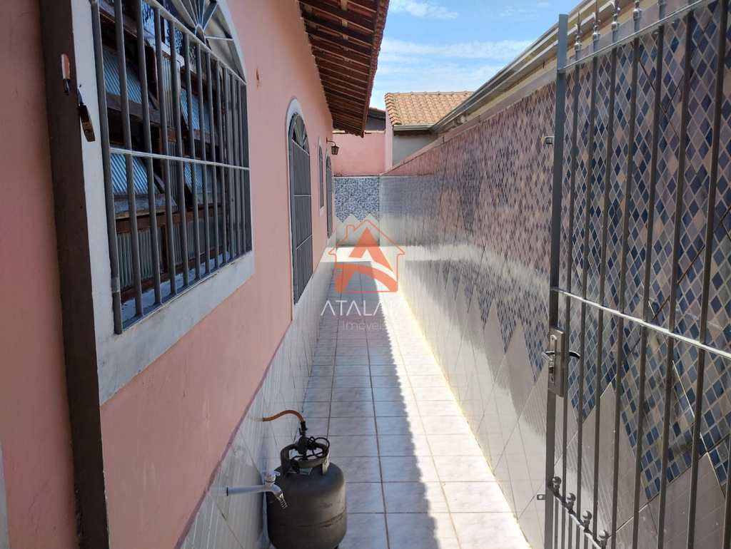 Casa em Praia Grande, no bairro Caiçara