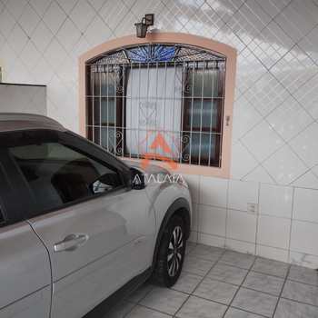Casa em Praia Grande, bairro Caiçara