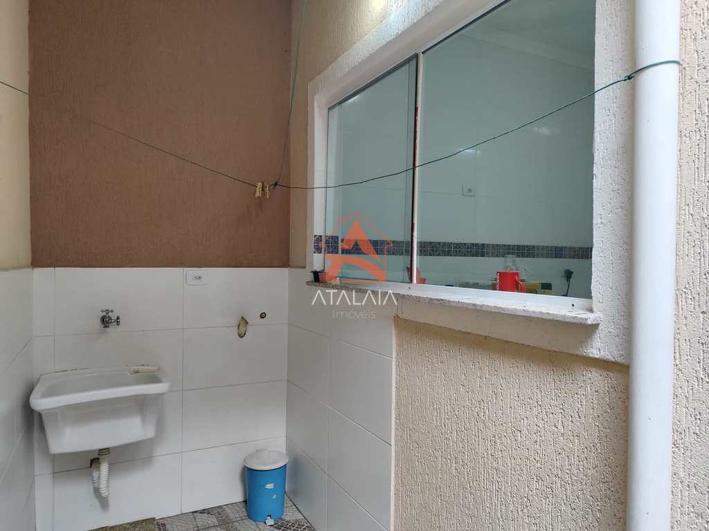 Casa de Condomínio em Praia Grande, no bairro Maracanã