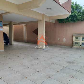 Casa de Condomínio em Praia Grande, bairro Maracanã