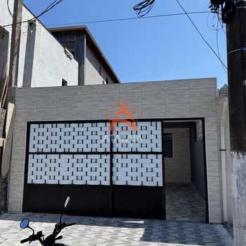 Casa em Praia Grande, bairro Boqueirão