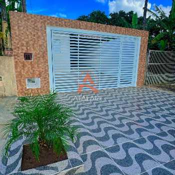 Casa em Peruíbe, bairro Balneário Stella Maris