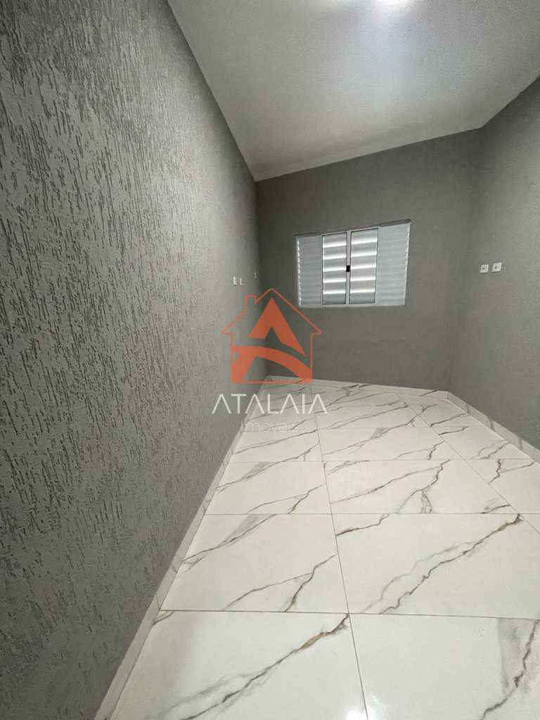 Casa em Praia Grande, no bairro Caiçara