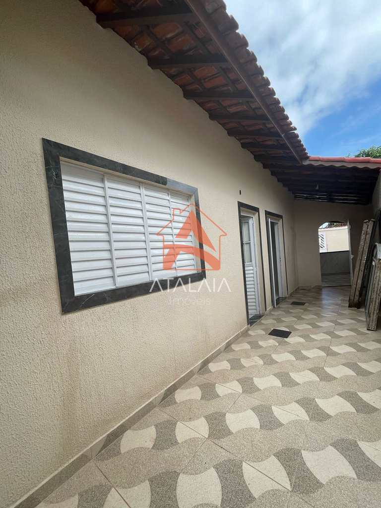 Casa em Praia Grande, no bairro Caiçara