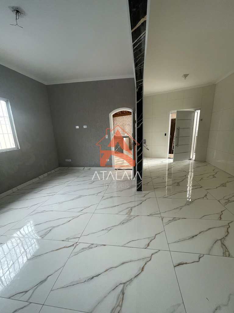 Casa em Praia Grande, no bairro Caiçara