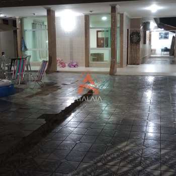 Casa em Praia Grande, bairro Caiçara