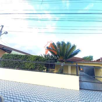 Casa em Praia Grande, bairro Solemar