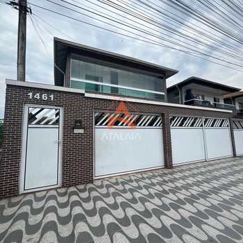 Casa em Praia Grande, bairro Ribeirópolis