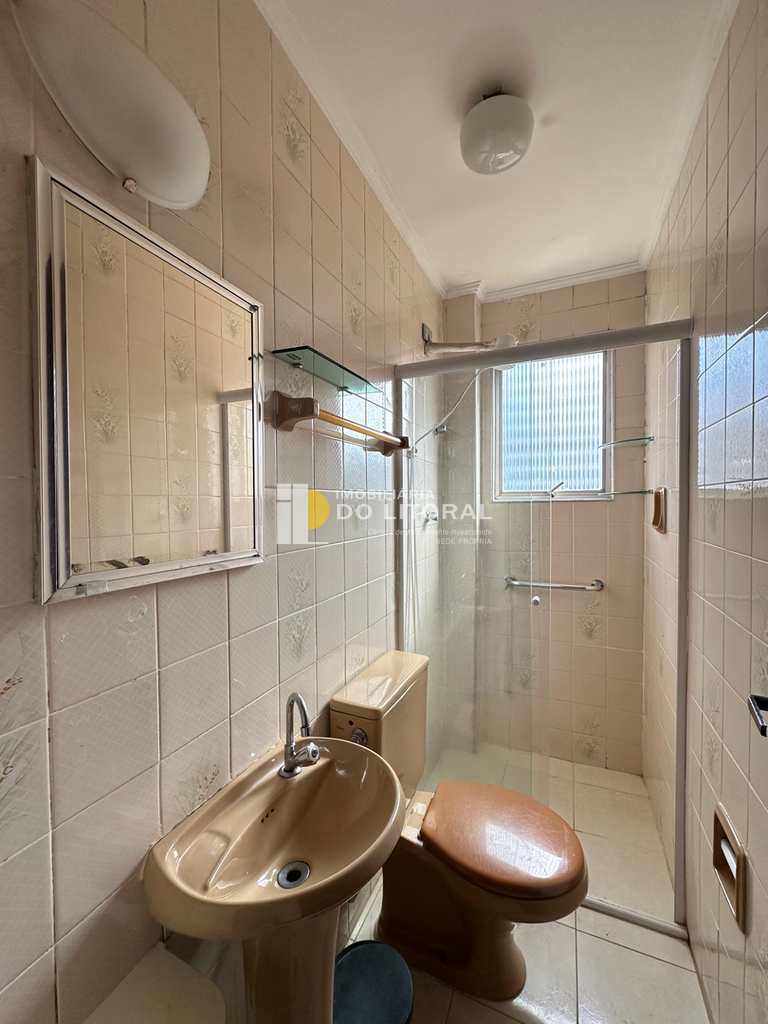 Apartamento em Mongaguá, no bairro Centro