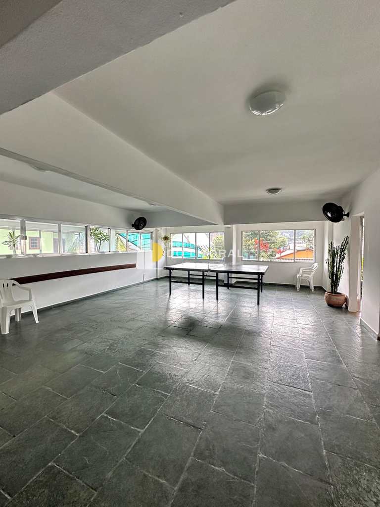 Apartamento em Mongaguá, no bairro Centro