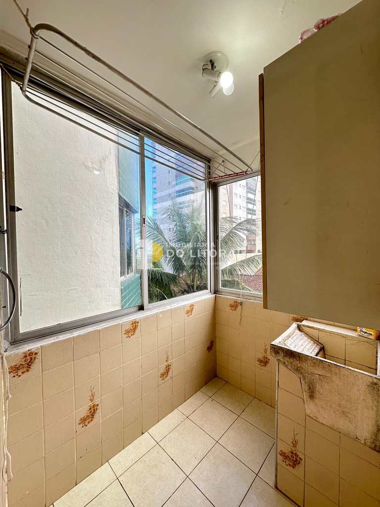 Apartamento em Mongaguá, no bairro Centro