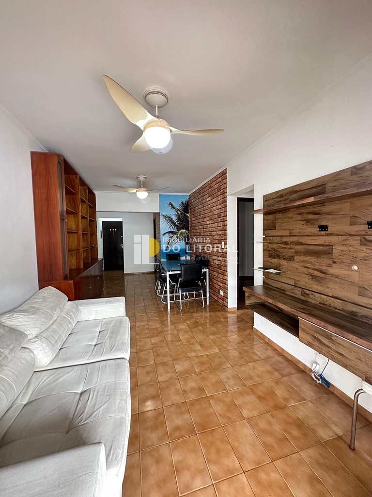 Apartamento em Mongaguá, no bairro Centro