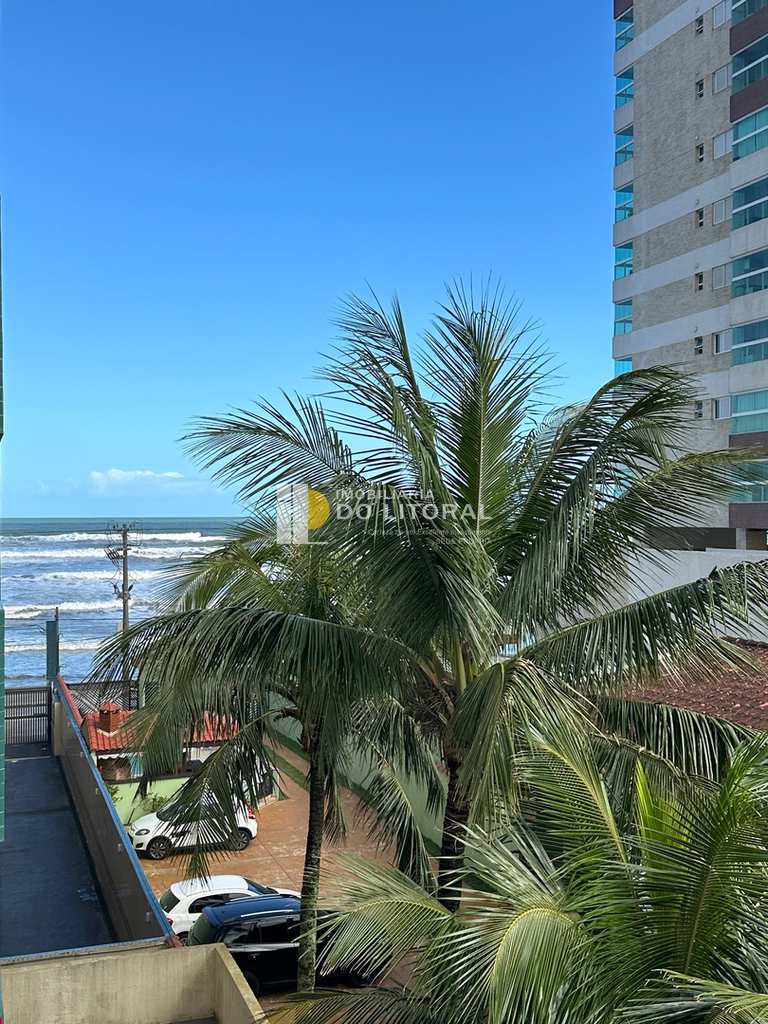Apartamento em Mongaguá, no bairro Centro