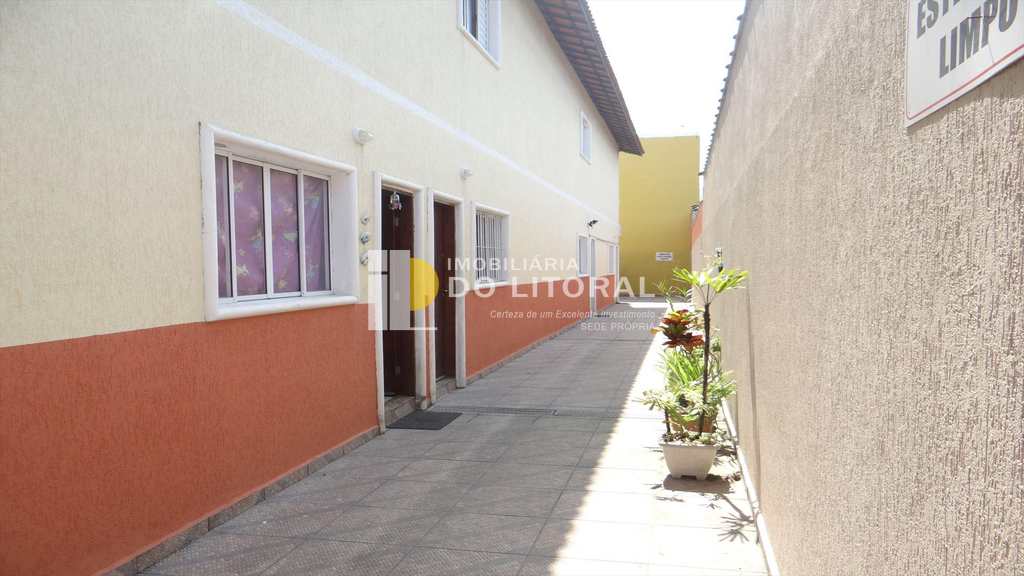 Sobrado de Condomínio em Mongaguá, no bairro Vera Cruz