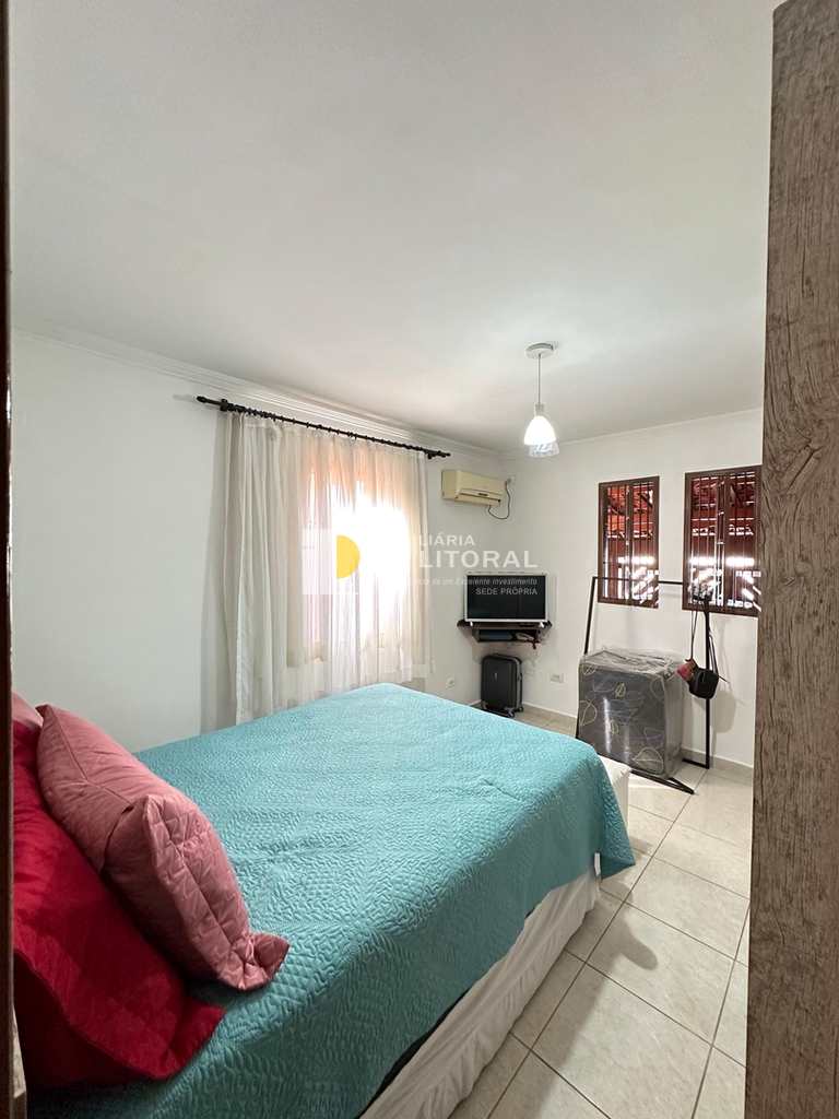 Sobrado em Mongaguá, no bairro Centro