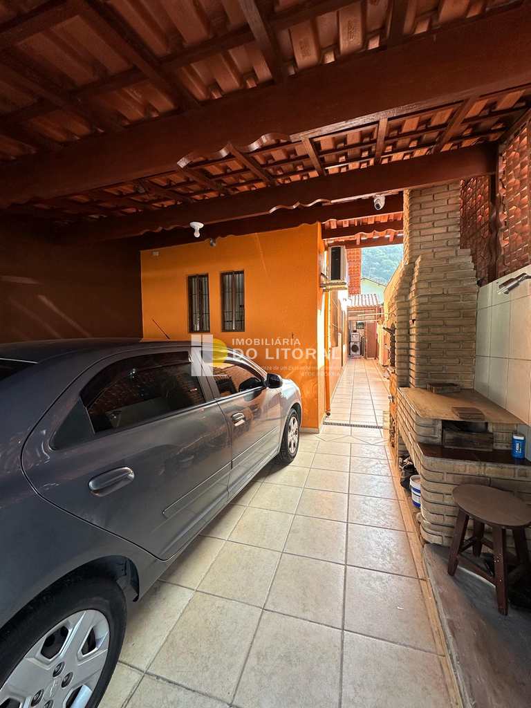 Sobrado em Mongaguá, no bairro Centro