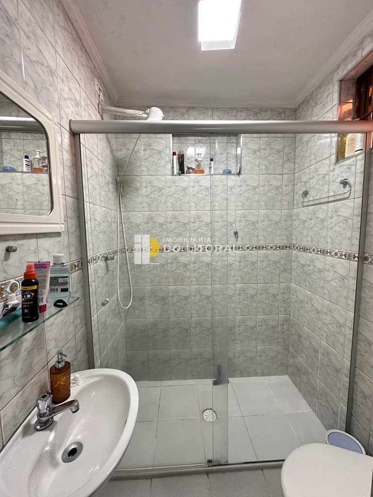 Sobrado em Mongaguá, no bairro Centro