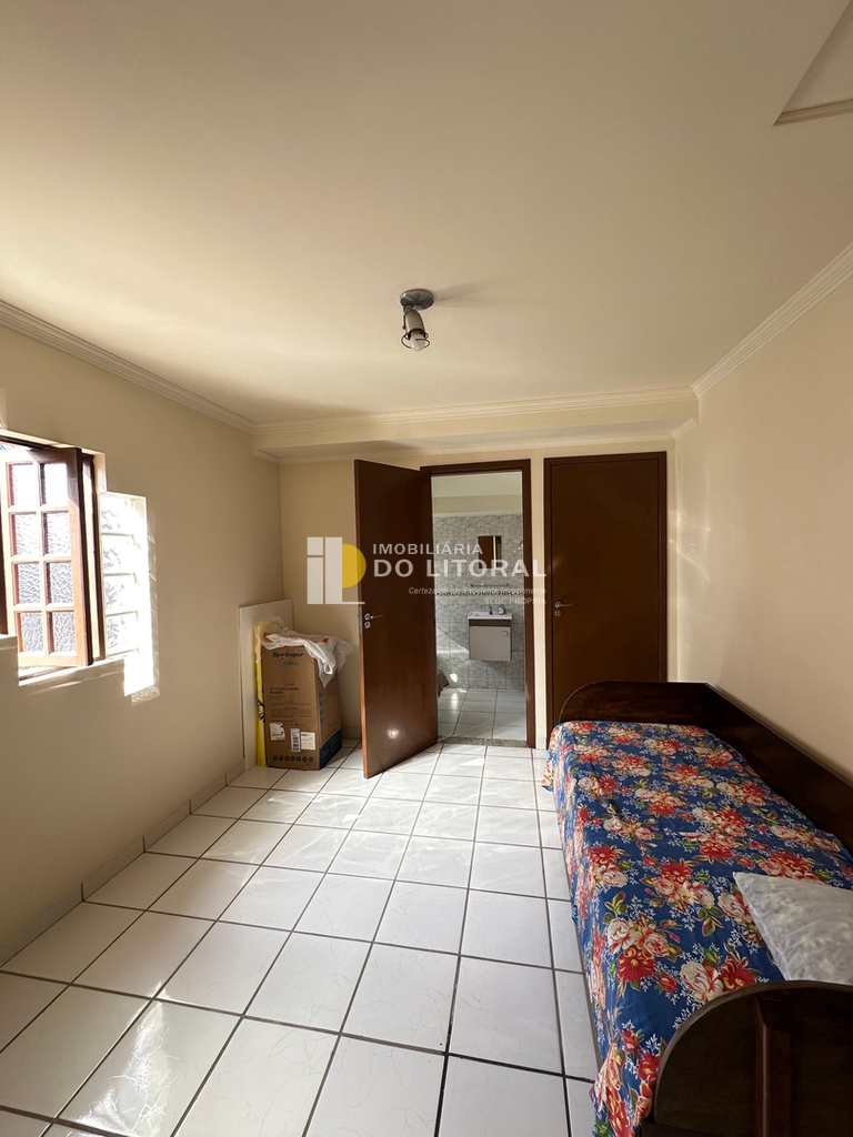 Sobrado em Mongaguá, no bairro Centro