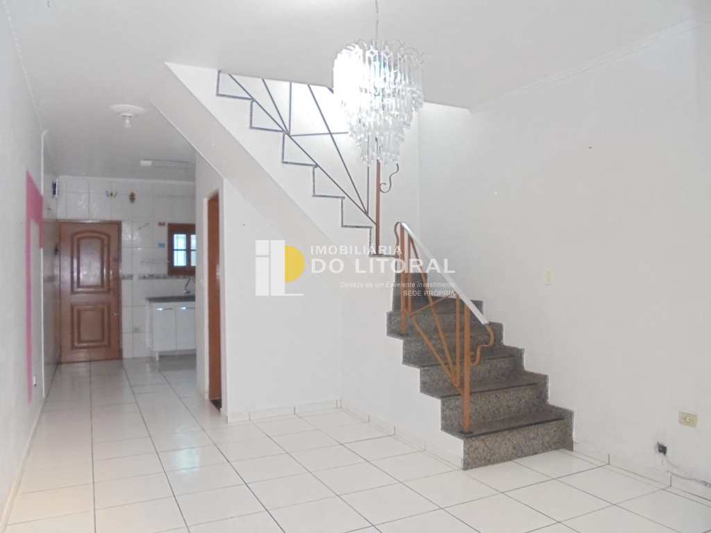 Sobrado em Mongaguá, no bairro Vila Atlântica