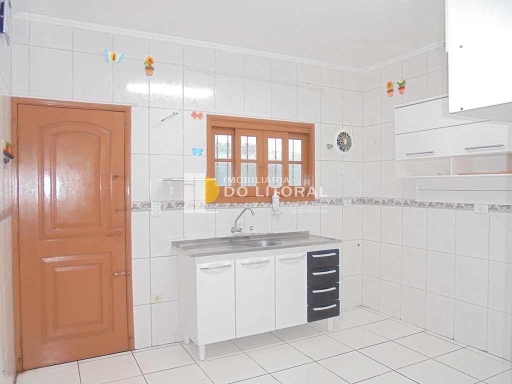 Sobrado em Mongaguá, no bairro Vila Atlântica