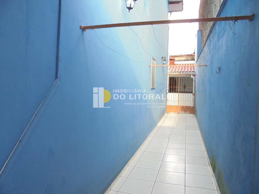 Sobrado em Mongaguá, no bairro Vila Atlântica