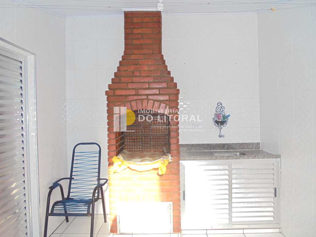 Sobrado em Mongaguá, no bairro Vila Atlântica