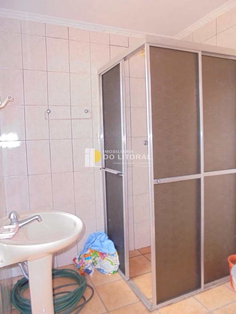 Casa em Mongaguá, no bairro Balneário Itaóca