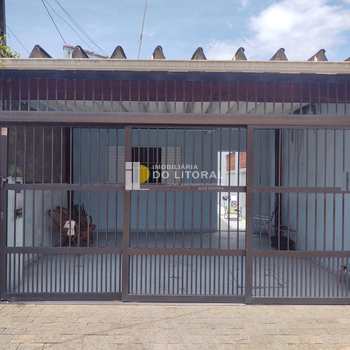 Casa em Mongaguá, bairro Centro