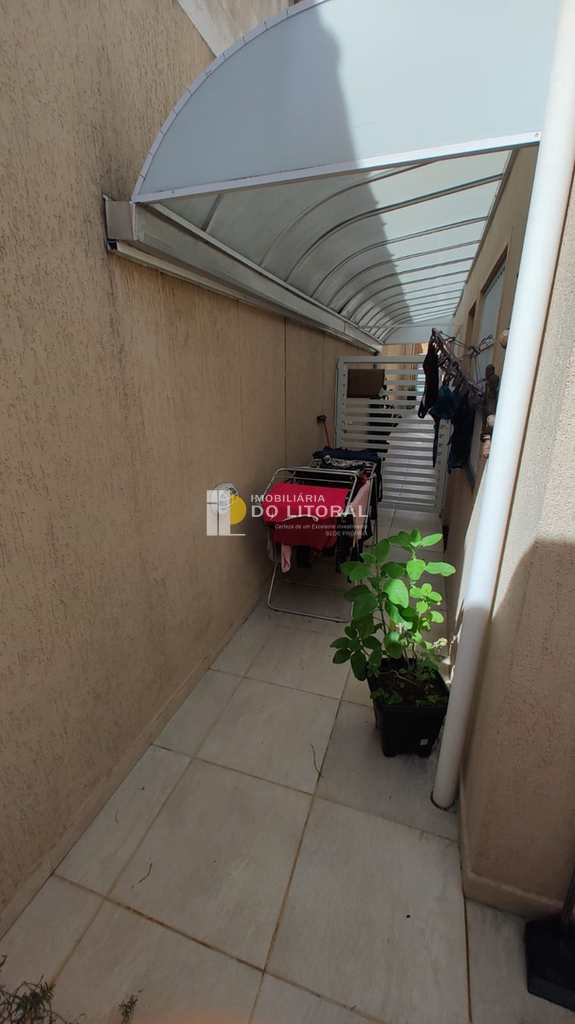 Sobrado de Condomínio em Praia Grande, no bairro Caiçara