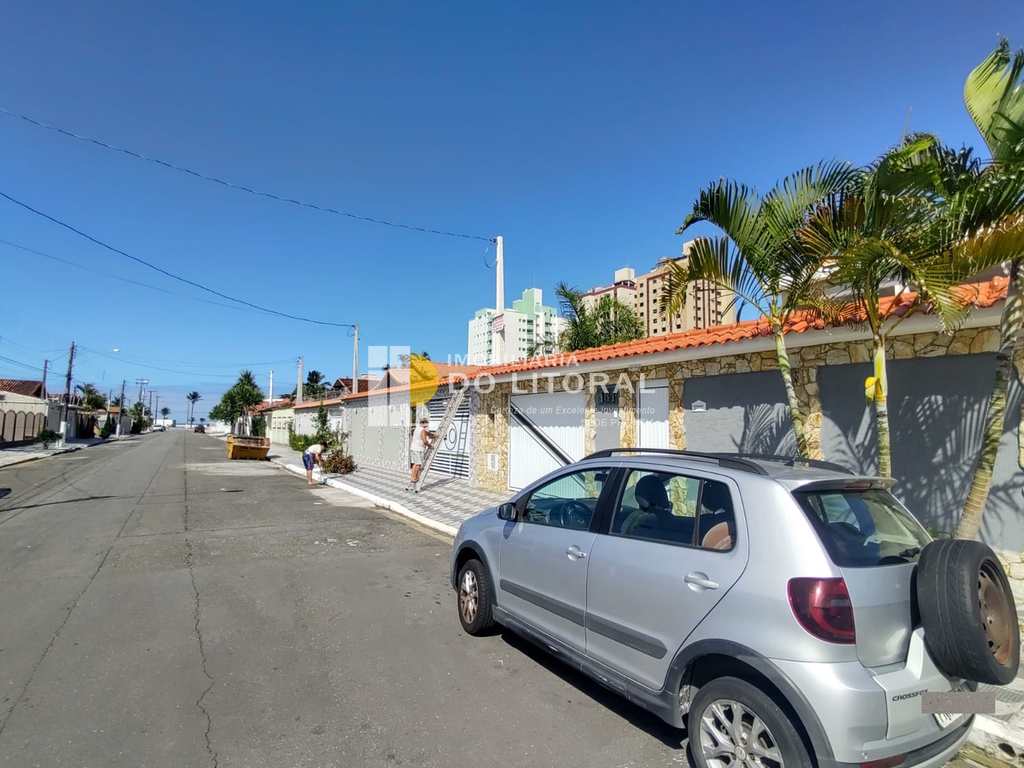 Sobrado em Praia Grande, no bairro Flórida