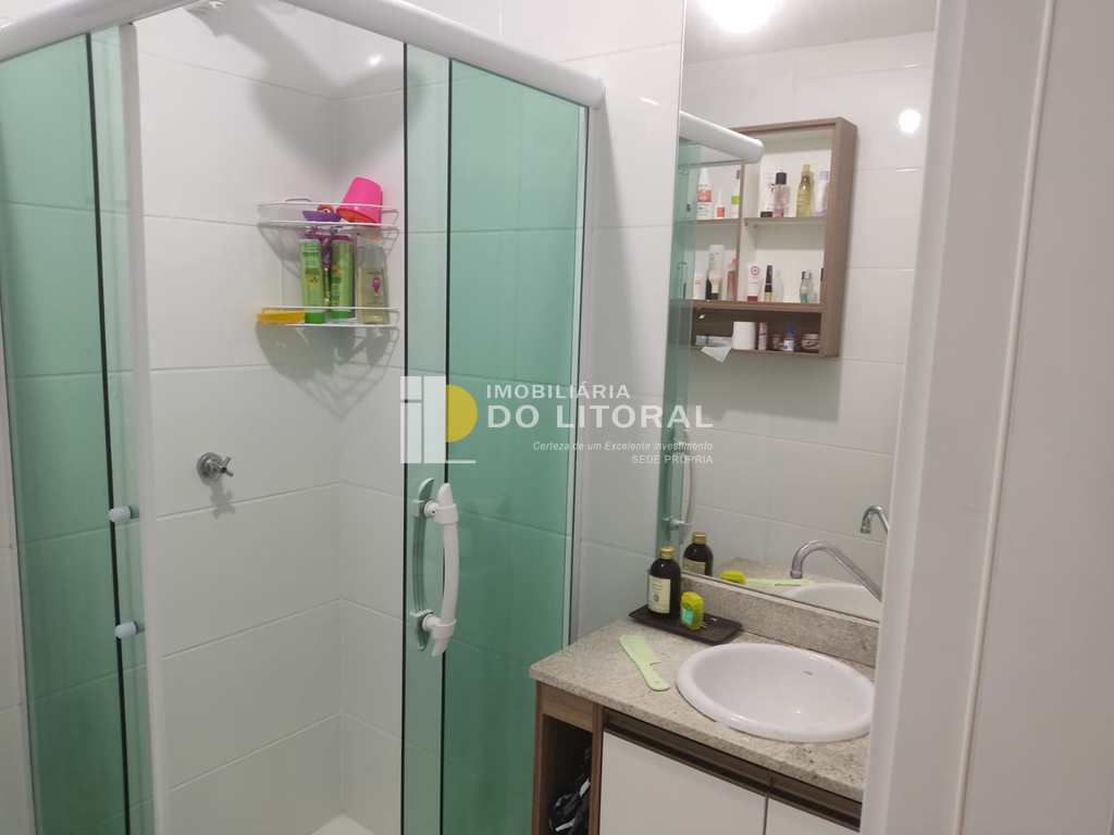 Apartamento em Mongaguá, no bairro Vila Atlântica