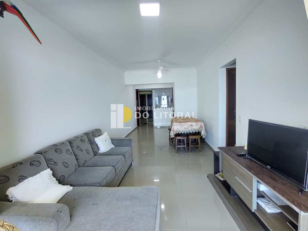 Apartamento em Mongaguá, no bairro Centro