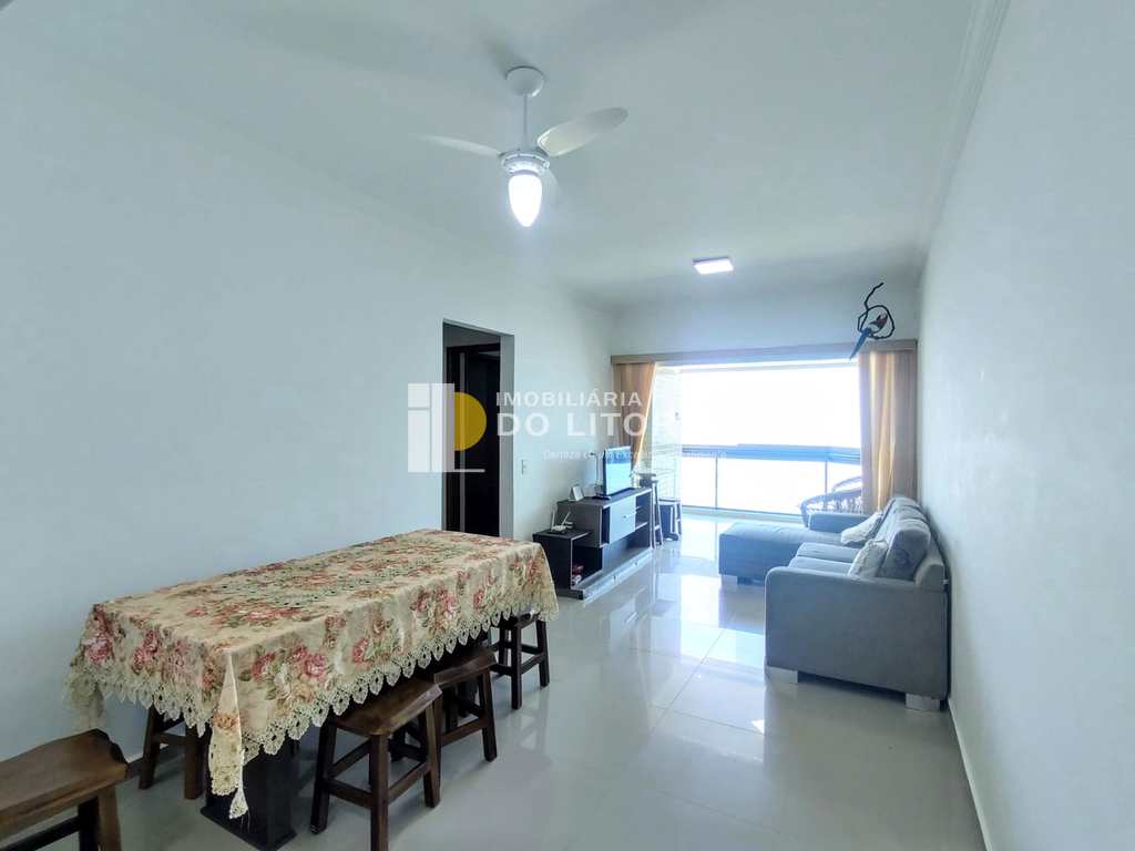 Apartamento em Mongaguá, no bairro Centro