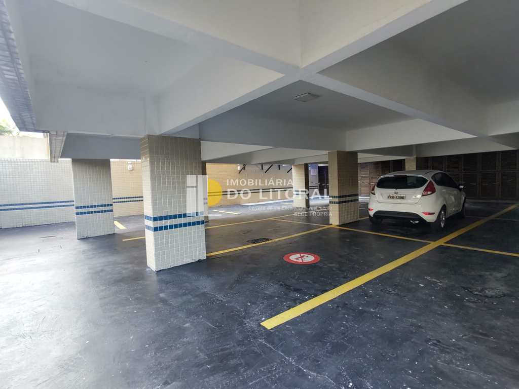 Apartamento em Mongaguá, no bairro Centro