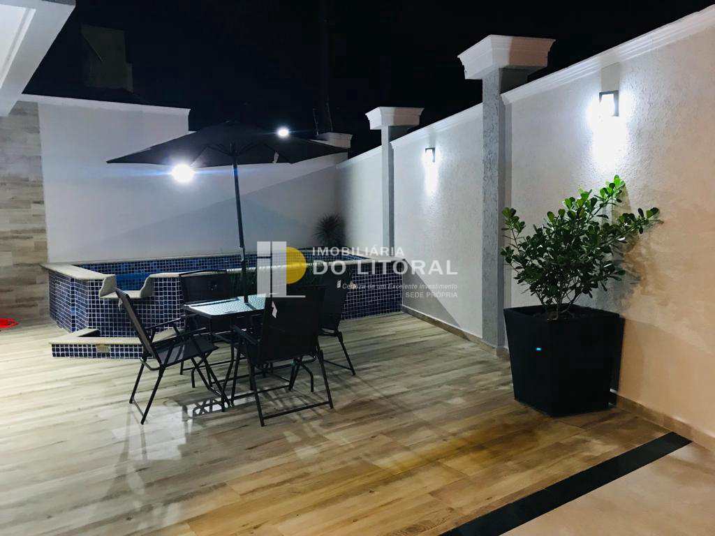 Sobrado em Praia Grande, no bairro Flórida