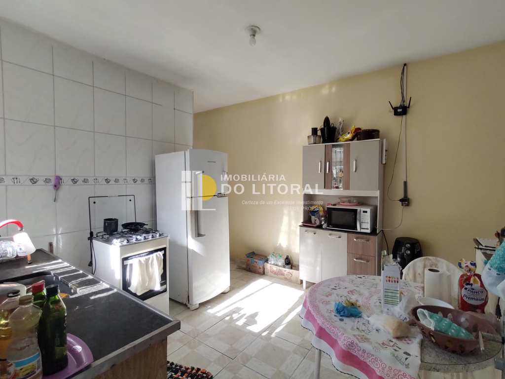 Casa em Mongaguá, no bairro Balneário Flórida Mirim