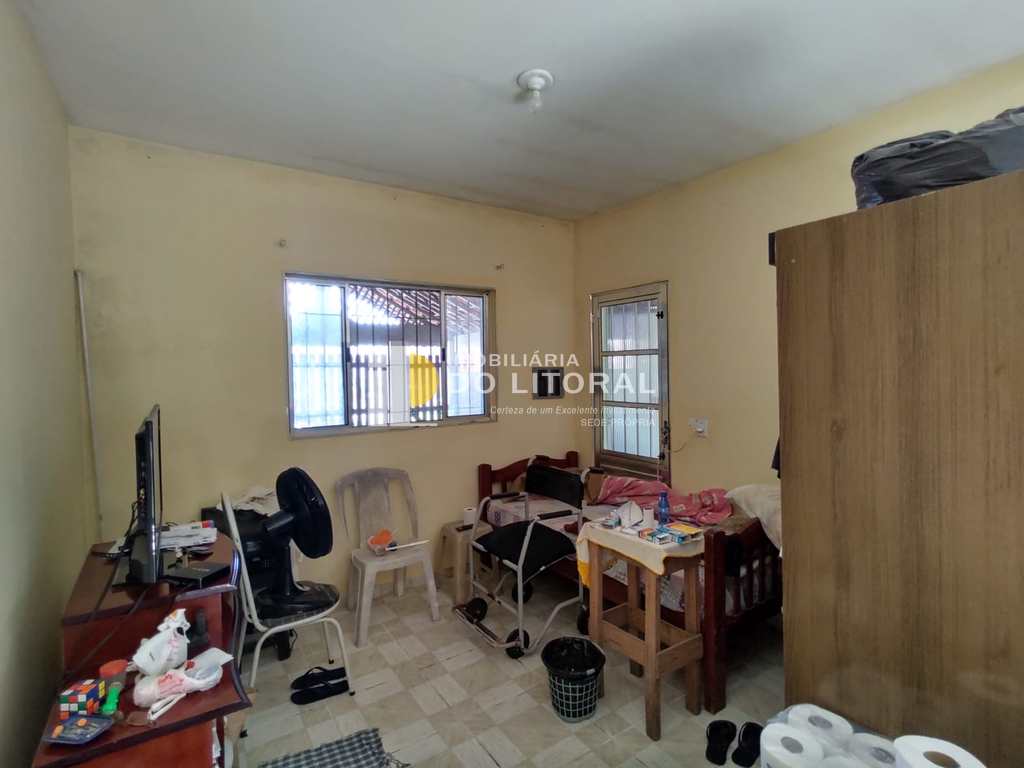 Casa em Mongaguá, no bairro Balneário Flórida Mirim